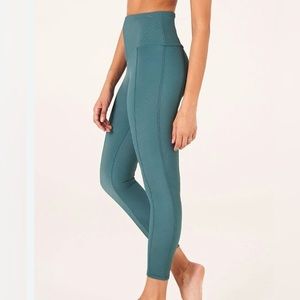 Base pace lululemon legging 12